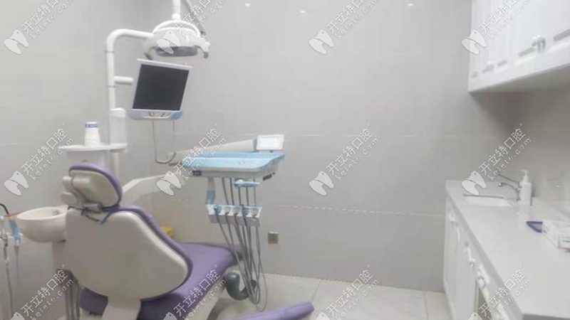 深圳牙齿矫正：公立与私立价格差异解析
