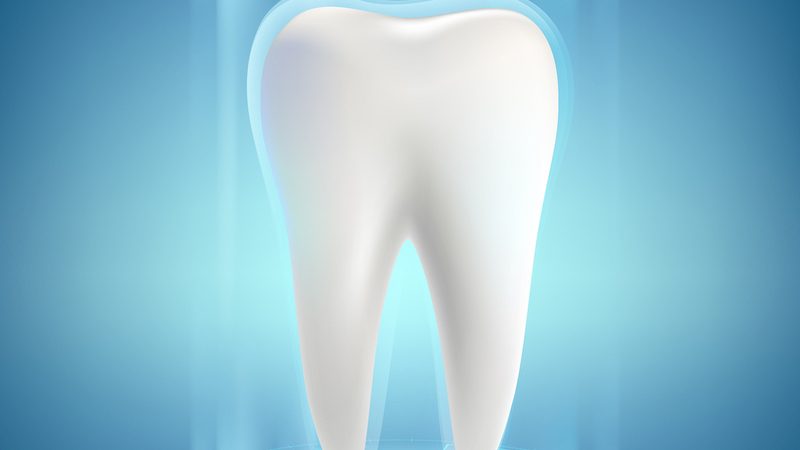 目前市面上常见的隐形矫正器主要有以下几种分类：